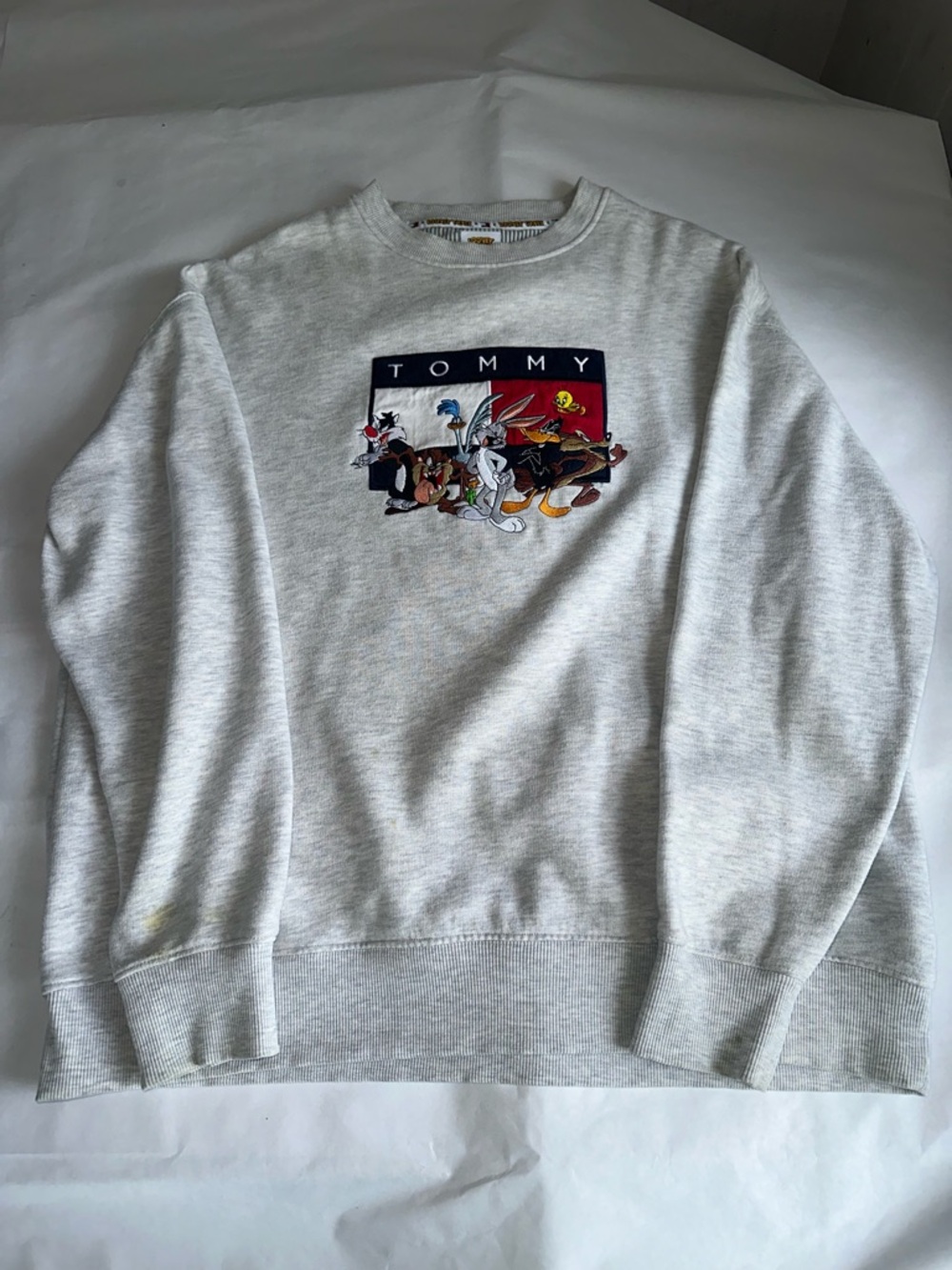 Tommy Jeans x Looney Tunes Gray Fleece Sweatshirt Men's XL Graphic Embroidered